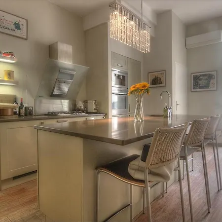5mw - 3 Bedrooms * Cannes